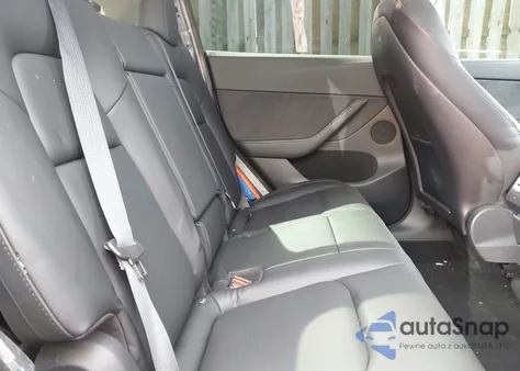 2023 Tesla Model Y Awd/Long Range Dual Motor All-Wheel Drive z USA, uszkodzony, nr VIN 7SAYGDEE3PF605171